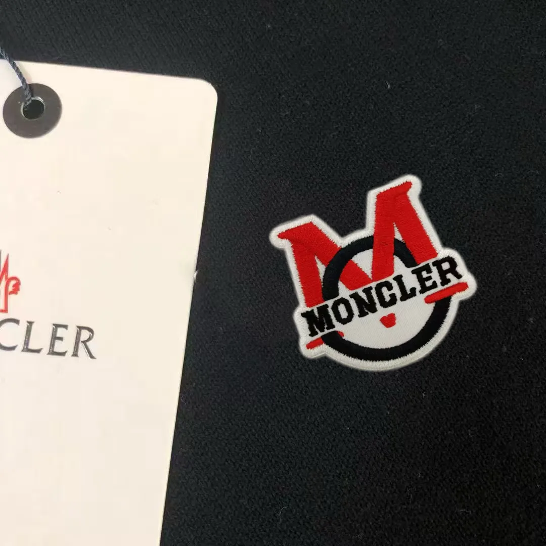 P110，MON*CLER New Arrival ～ Classic 。 ， ， ， ， ， 。 ， logo ， Versatile Hot Sale✨✨ ！ ！ ：Black White Gray Size：M L XL XXL 3XL（ 200 ）